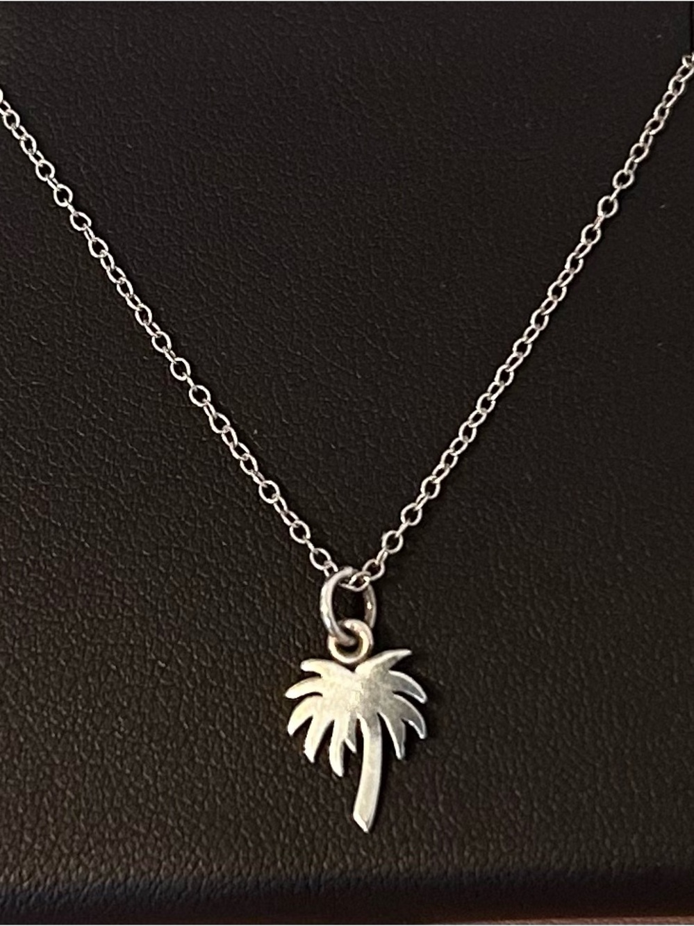 925 Sterling Silver Palm Tree Pendant Necklace (18”)